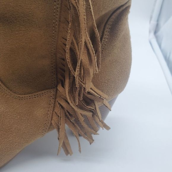 Chinese Laundry Fringe Boots, 8.5 - Picture 2 of 7